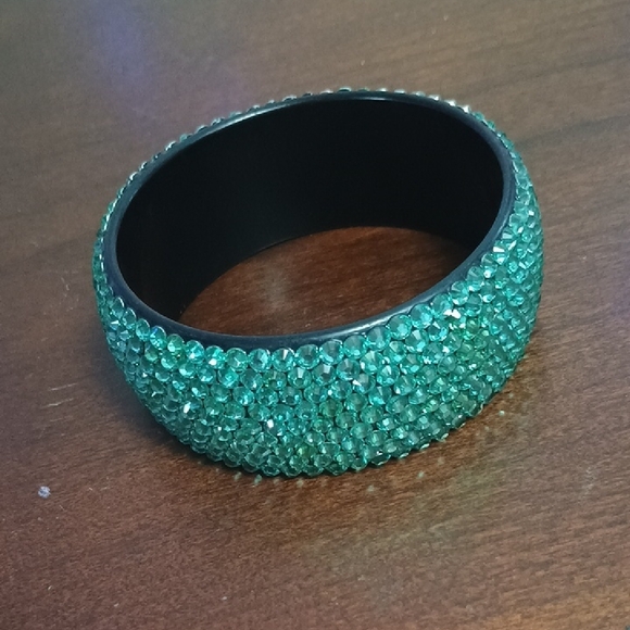 Green Rhinestone Bracelet - Picture 2 of 3